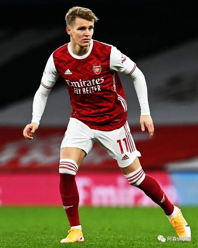 冲突升级！WBC或取消克劳福德胜利，三级无可争议拳王荣誉面临危机（争议加剧！WBC或撤销克劳福德胜绩，三量级无可争议王座告急）