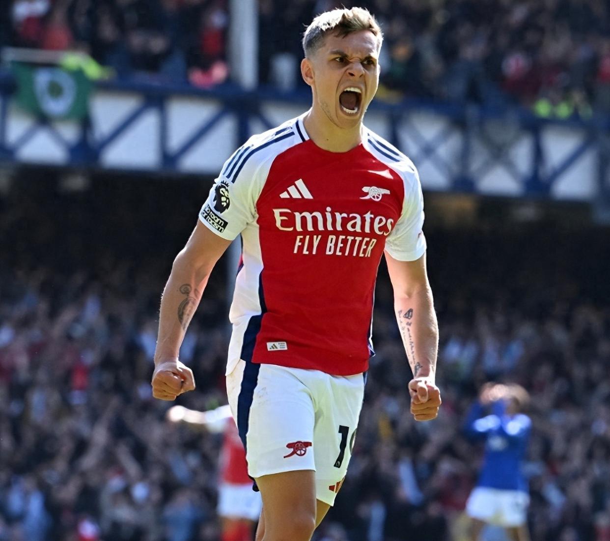 NBA季后赛焦点球员表现回顾（NBA季后赛核心球员表现盘点）