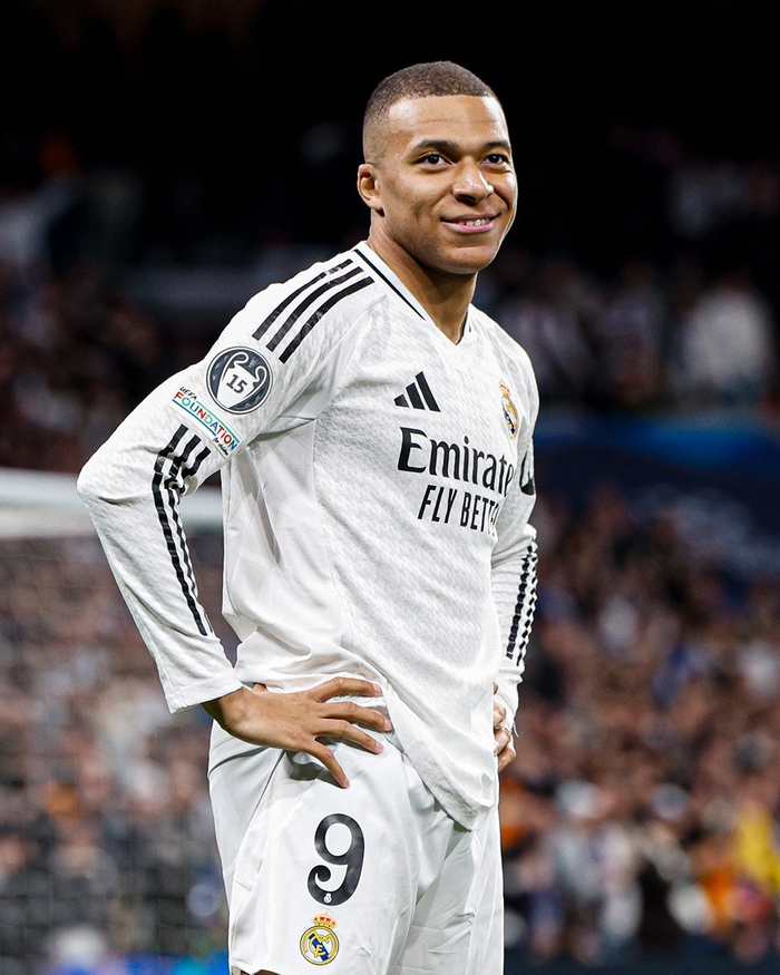 科瓦奇：阿德耶米就像被上帝亲吻过一样，天生拥有惊人的速度（科瓦奇：阿德耶米仿佛受神眷顾，天生速度惊人）