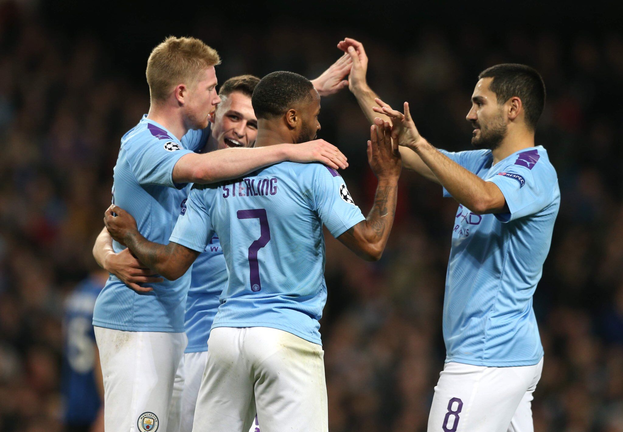 2射2传，安东尼染红后的4场比赛均参与进球（安东尼染红后连4场参与进球，贡献2球2助）