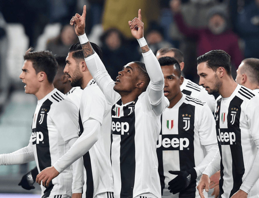 榜首战！中国女排赢酣畅淋漓一胜 李盈莹的替补揽得分王（榜首对决！中国女排畅快大胜，李盈莹替补勇夺得分王）