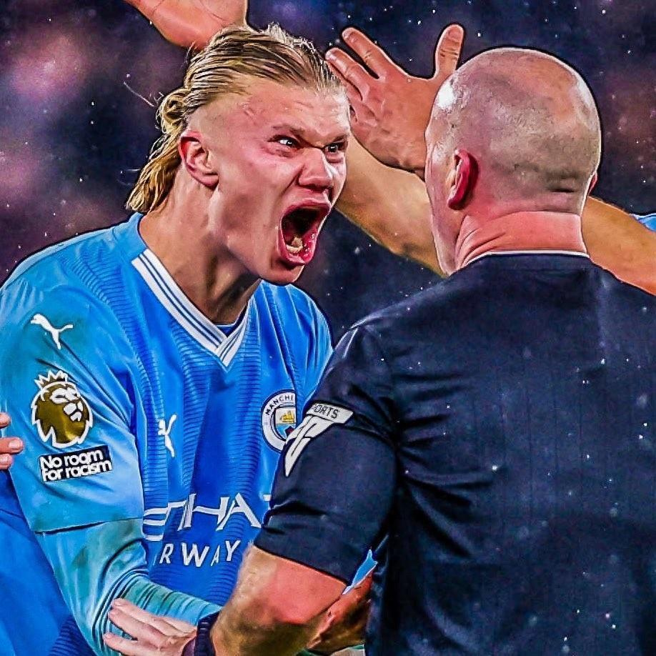 半场战报：斯洛伐克0-0北爱尔兰，双方破门乏术（半场快讯：斯洛伐克与北爱尔兰互交白卷，比分0-0）