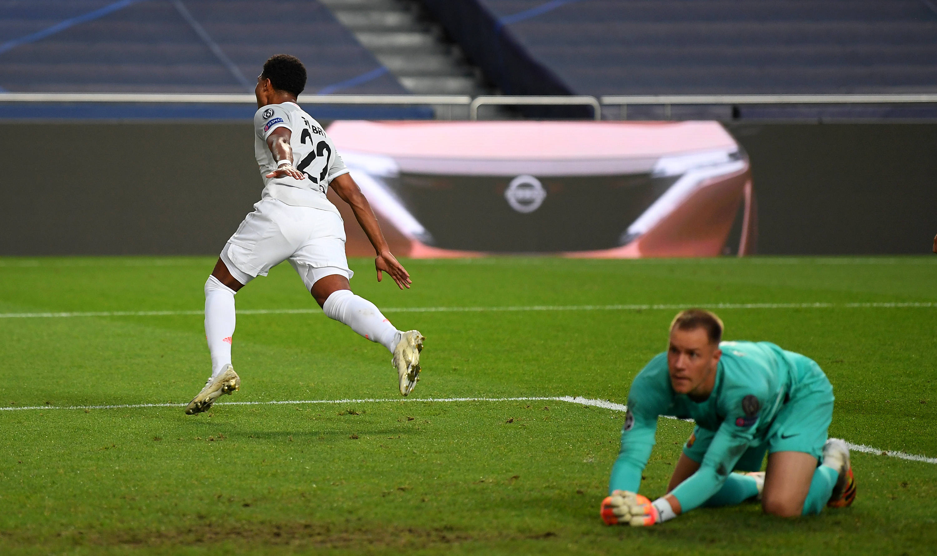 开赛仅23场！SGA已追平单赛季30分钟内砍下30+场次记录（仅用23场，SGA已追平单季30分钟内30+场次纪录）