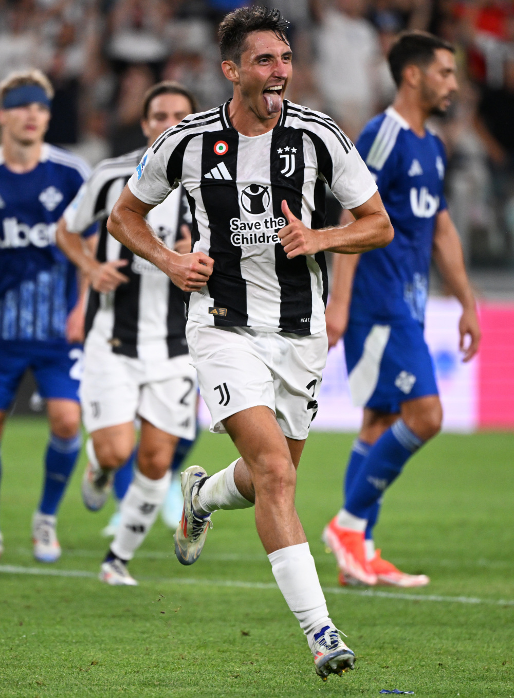 NBA球员交易动态及球队影响（NBA交易动向与球队格局）